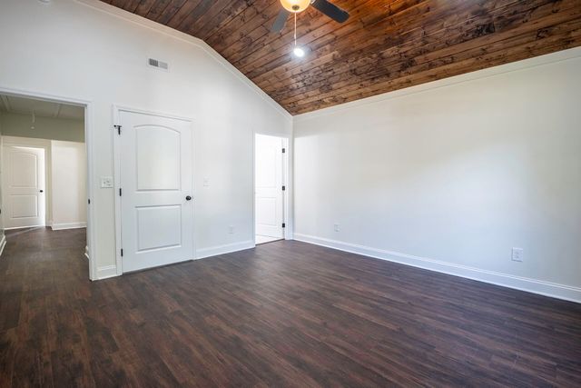 1600 Parkway Drive, Chattanooga, TN 37406