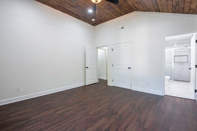 1600 Parkway Drive, Chattanooga, TN 37406