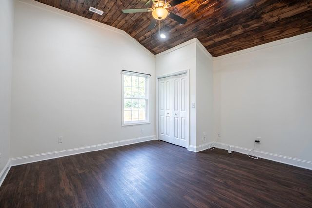 1600 Parkway Drive, Chattanooga, TN 37406