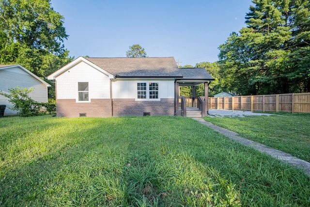 1600 Parkway Drive, Chattanooga, TN 37406