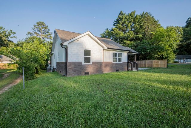 1600 Parkway Drive, Chattanooga, TN 37406