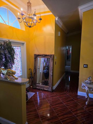8862 Jaspers Drive, Boynton Beach, FL 33472