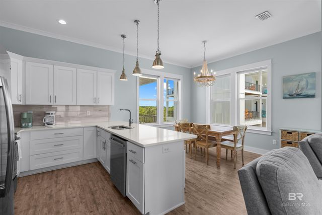 435 E 2nd Avenue B, Gulf Shores, AL 36542
