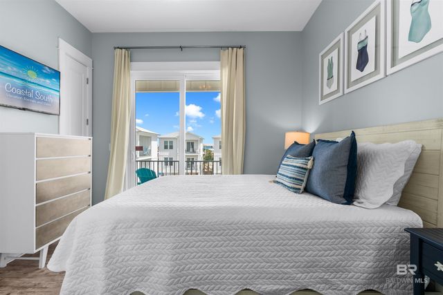 435 E 2nd Avenue B, Gulf Shores, AL 36542