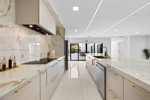 1117 Adams Street, Hollywood, FL 33019