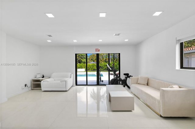 1117 Adams Street, Hollywood, FL 33019
