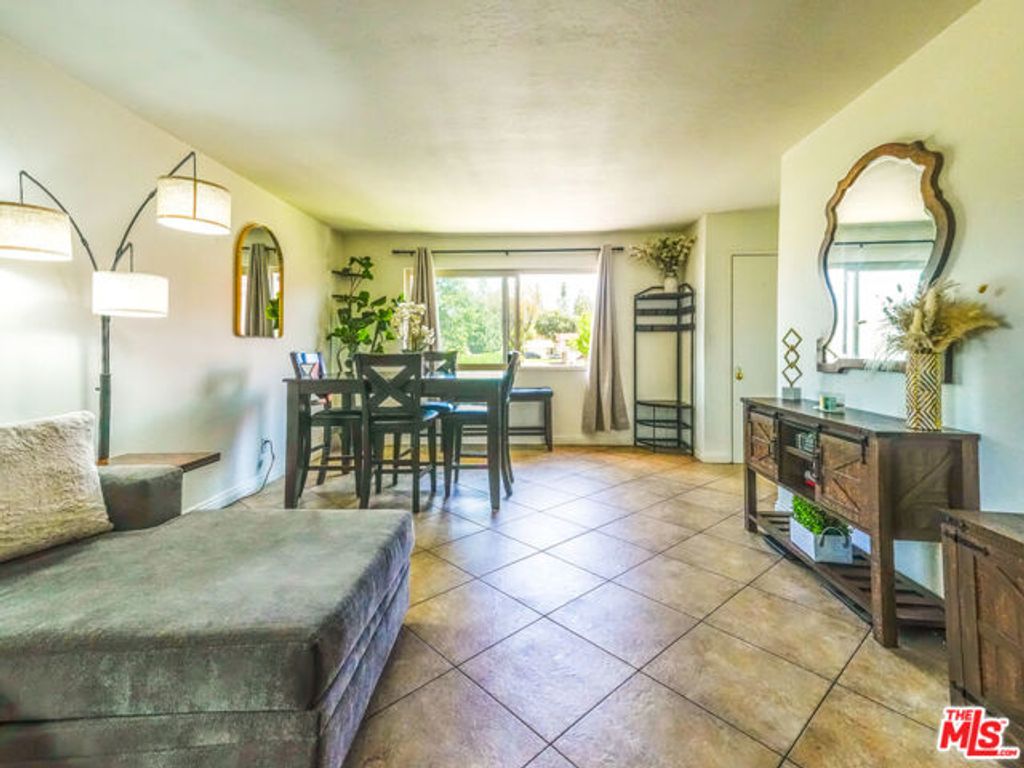 22828 Mesa Way 4, Lake Forest (el Toro), CA 92630