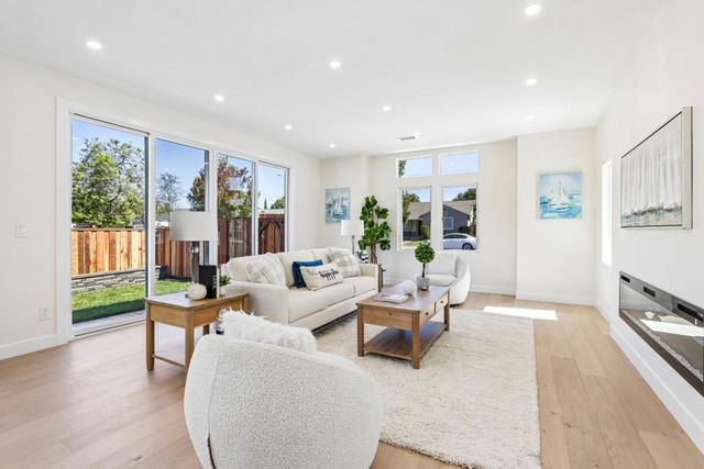 668 Fallon Avenue, Santa Clara, CA 95050