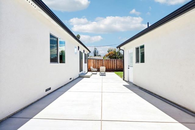 668 Fallon Avenue, Santa Clara, CA 95050