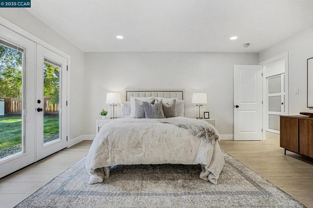 1053 Arkell Rd, Walnut Creek, CA 94598