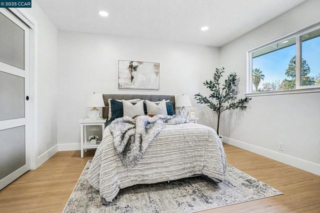 1053 Arkell Rd, Walnut Creek, CA 94598