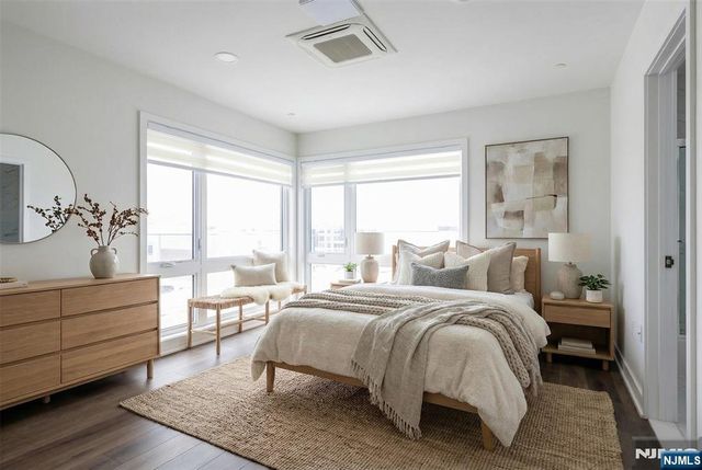 48 Grand Avenue 302, Palisades Park, NJ 07650