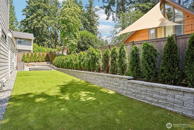 3072 106th Avenue SE, Bellevue, WA 98004
