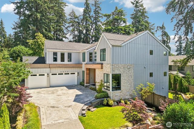 3072 106th Avenue SE, Bellevue, WA 98004