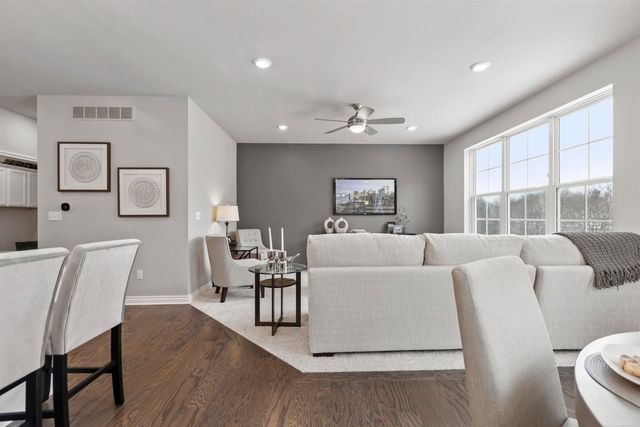 9937 Crossview Trail, Hartland Twp, MI 48855