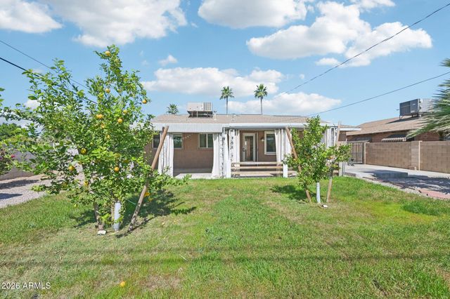 8401 E WILSHIRE Drive, Scottsdale, AZ 85257