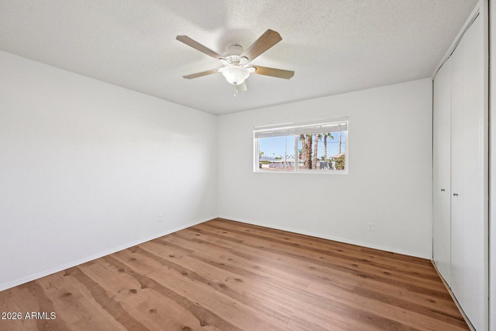 Image 11 of property listing at 8401 E WILSHIRE Drive, Scottsdale, AZ 85257