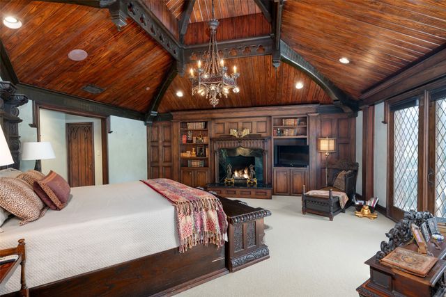 5106 Deloache Avenue, Dallas, TX 75220