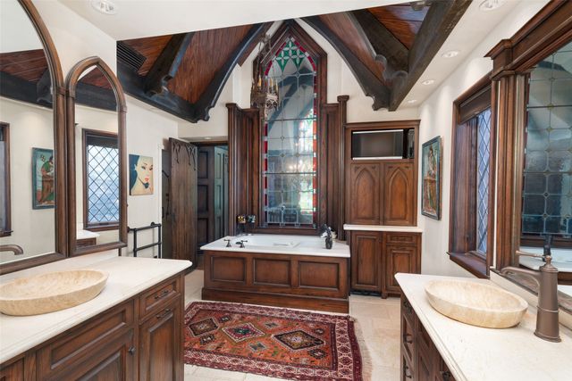 5106 Deloache Avenue, Dallas, TX 75220