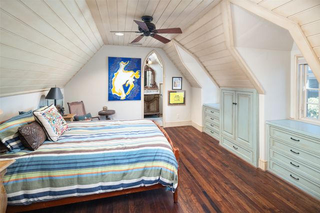 5106 Deloache Avenue, Dallas, TX 75220