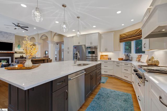 416 Kingsgate Court, Simpsonville, SC 29681