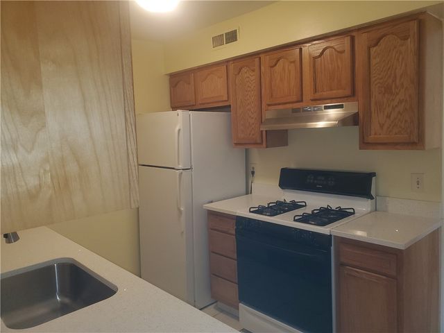 132 FORDSON Avenue 9, Cranston, RI 02910