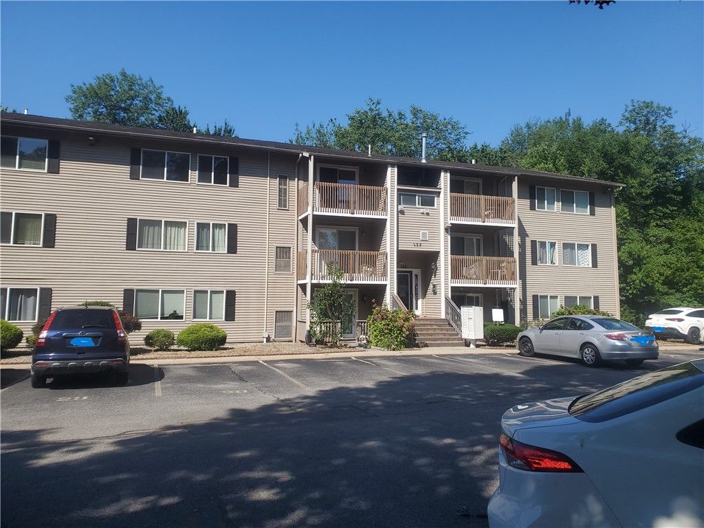 132 FORDSON Avenue 9, Cranston, RI 02910