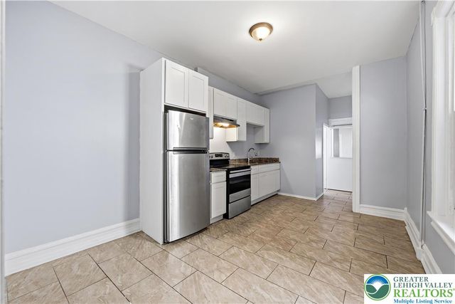 306 Ridge Avenue, Allentown City, PA 18102