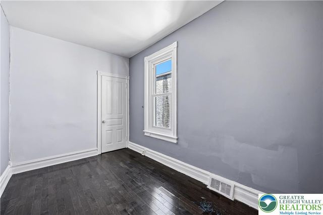 306 Ridge Avenue, Allentown City, PA 18102