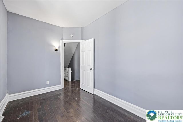 306 Ridge Avenue, Allentown City, PA 18102