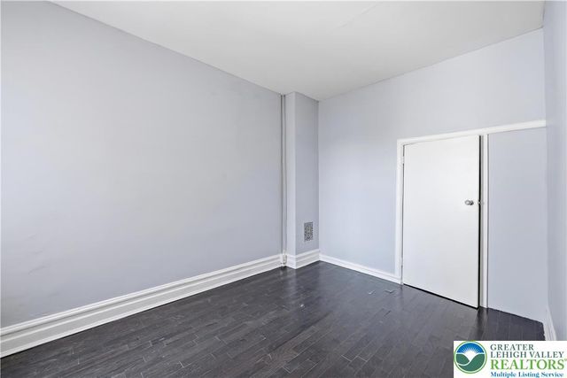 306 Ridge Avenue, Allentown City, PA 18102