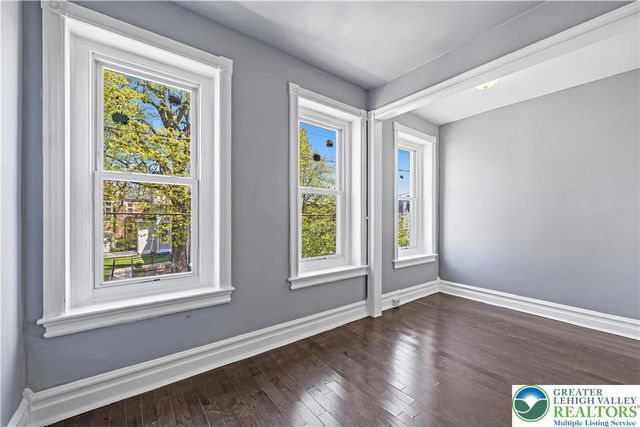 306 Ridge Avenue, Allentown City, PA 18102