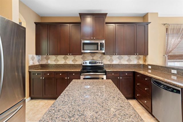 6718 ROMNEY LANE, Windermere, FL 34786