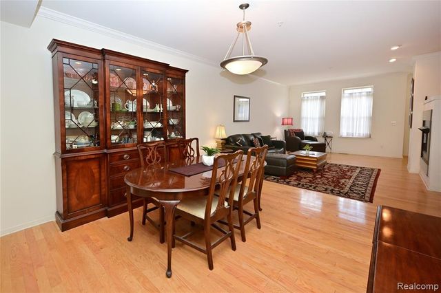 3263 Camden Drive, Troy, MI 48084