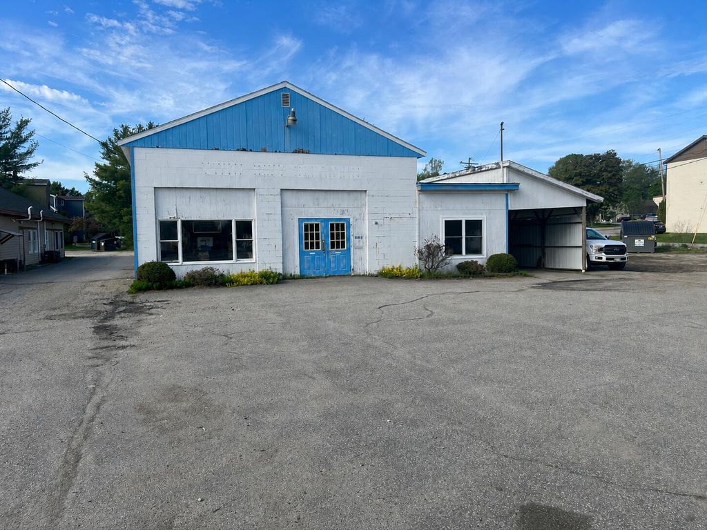 957 Sabattus Street, Lewiston, ME 04240 — exterior