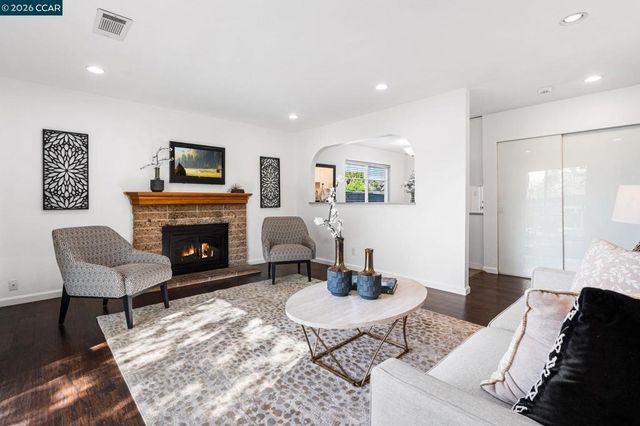 3583 Dumbarton St, Concord, CA 94519