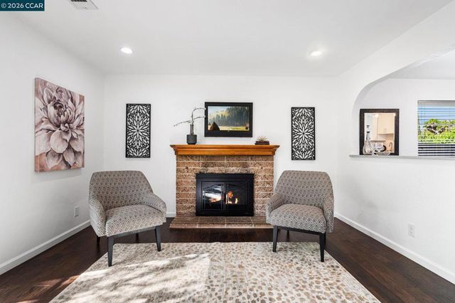 3583 Dumbarton St, Concord, CA 94519