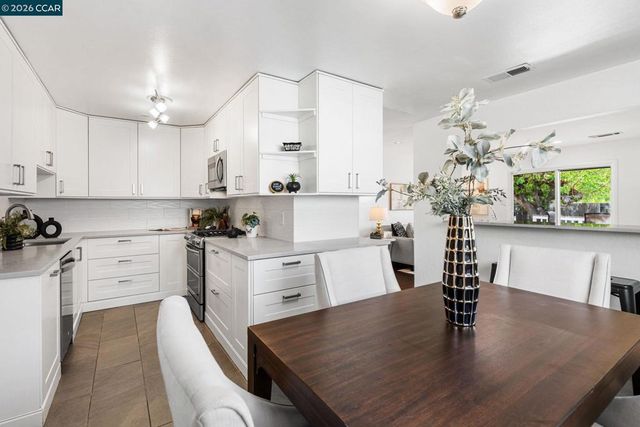 3583 Dumbarton St, Concord, CA 94519