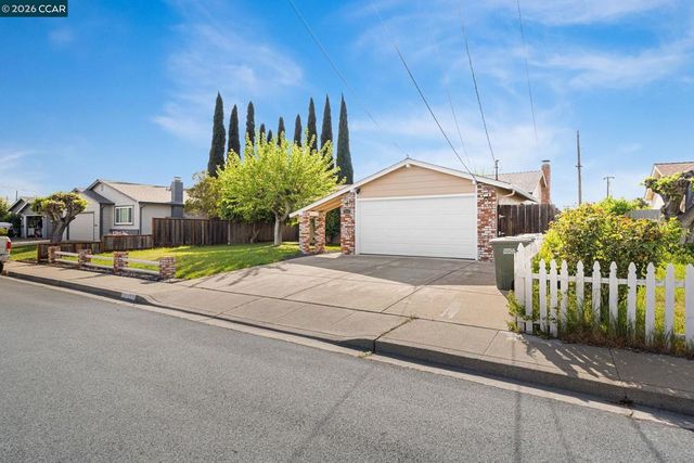 3583 Dumbarton St, Concord, CA 94519