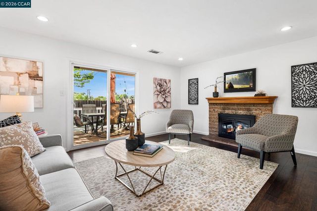 3583 Dumbarton St, Concord, CA 94519