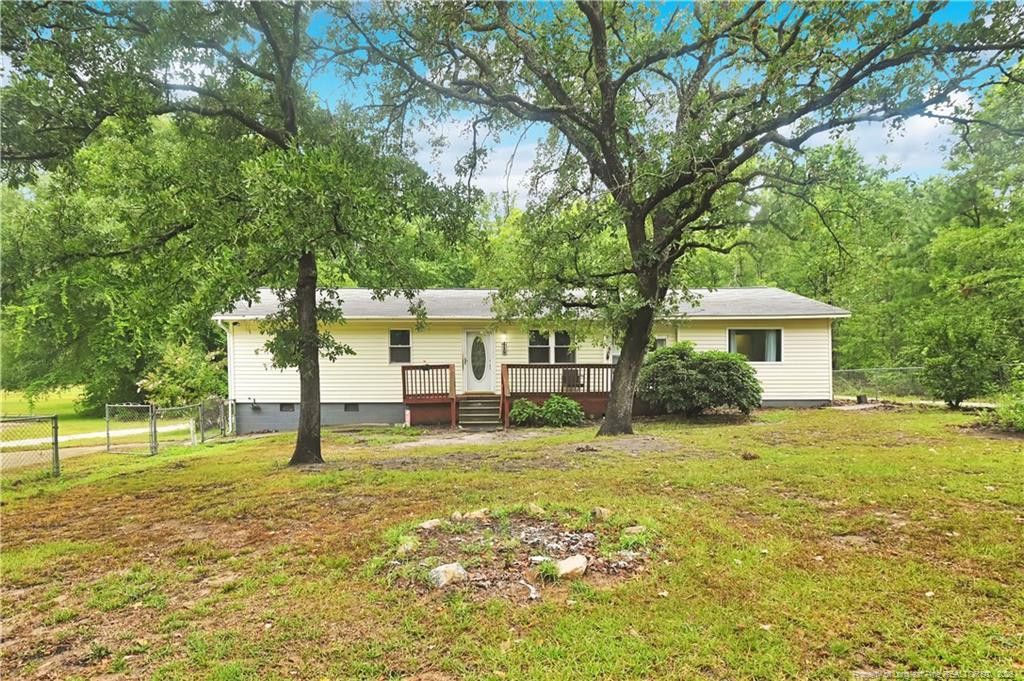 418 Anderson Road, Linden, NC 28356
