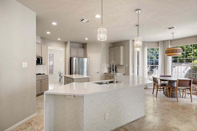 2114 Hilton Head DR, Round Rock, TX 78664