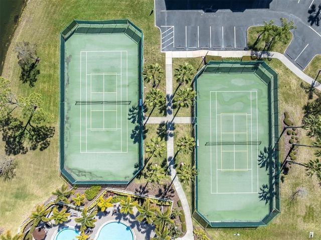 7296 MARATHON DRIVE 603, Seminole, FL 33777