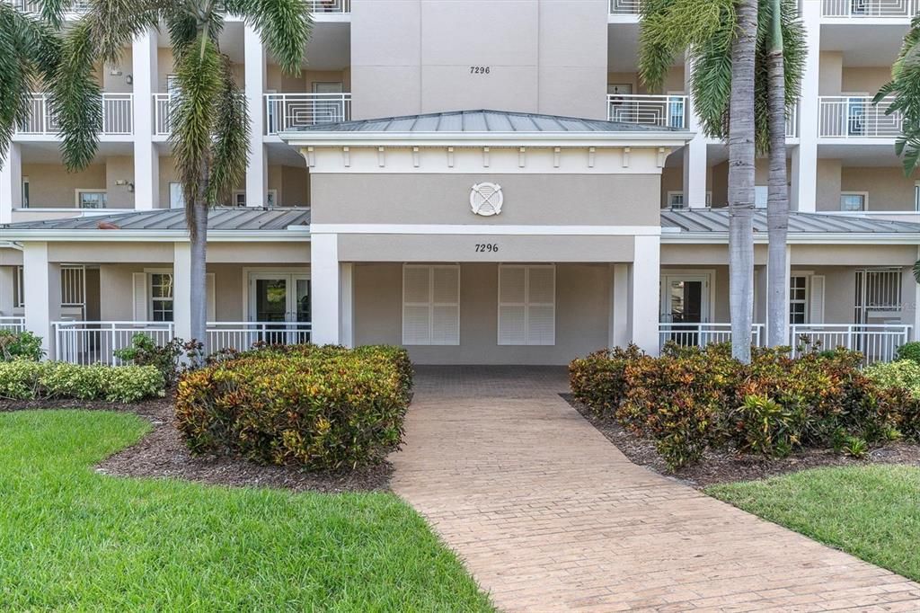 7296 MARATHON DRIVE 603, Seminole, FL 33777