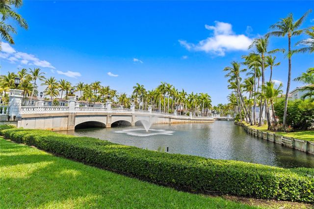 3188 NE 211th Ter, Aventura, FL 33180