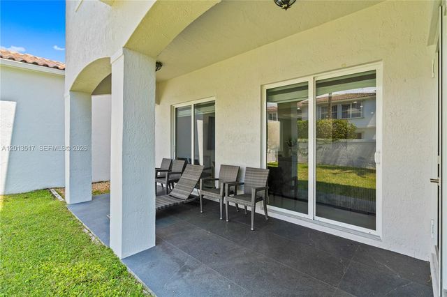 3188 NE 211th Ter, Aventura, FL 33180