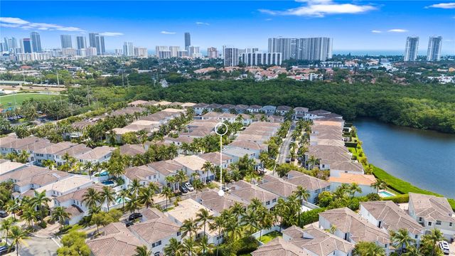 3188 NE 211th Ter, Aventura, FL 33180