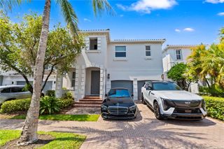 3188 NE 211th Ter, Aventura, FL 33180