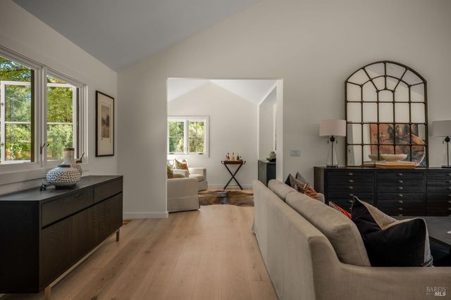 340 White Cottage Rd S, Angwin, CA 94508