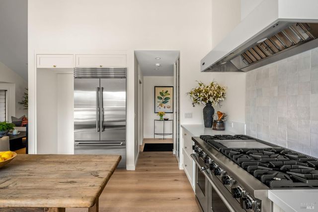 340 White Cottage Rd S, Angwin, CA 94508